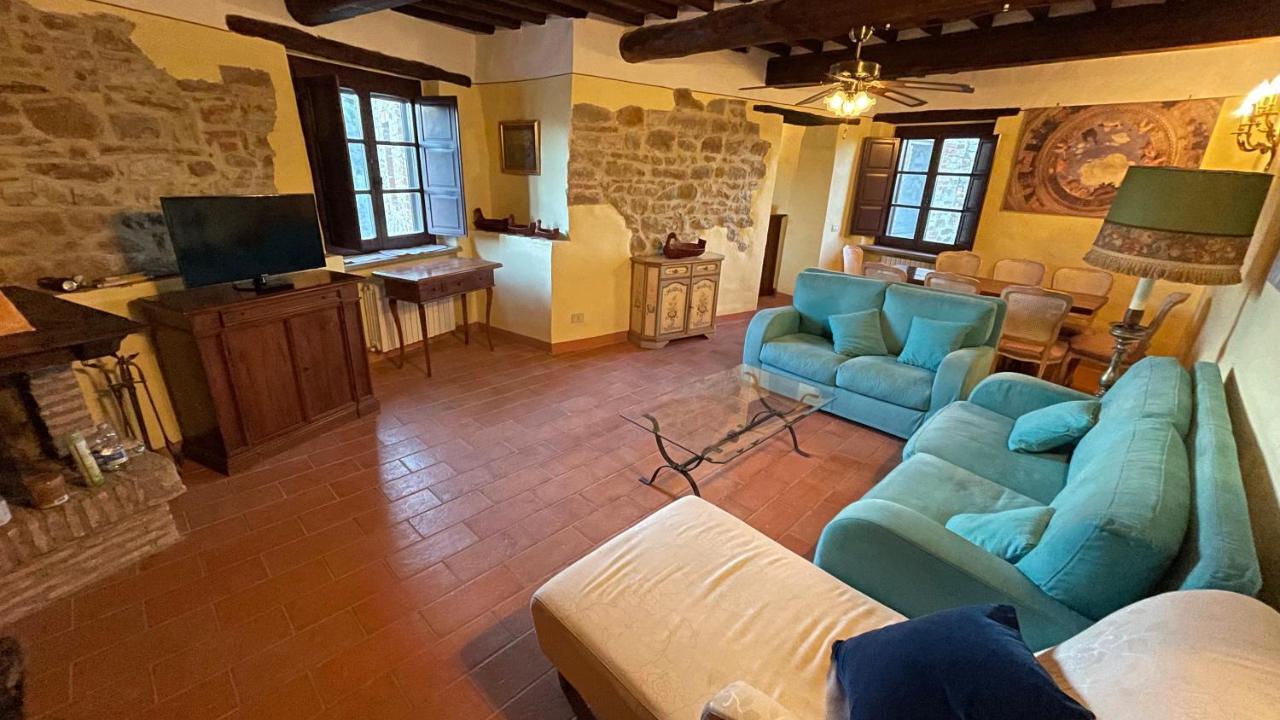 Apartamento Castello Di Gaiche Collebaldo Exterior foto
