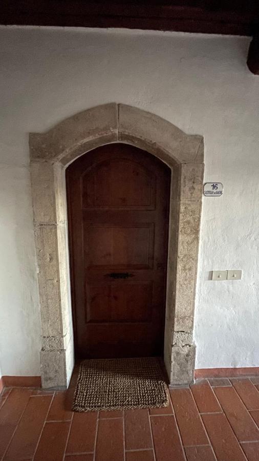 Apartamento Castello Di Gaiche Collebaldo Exterior foto